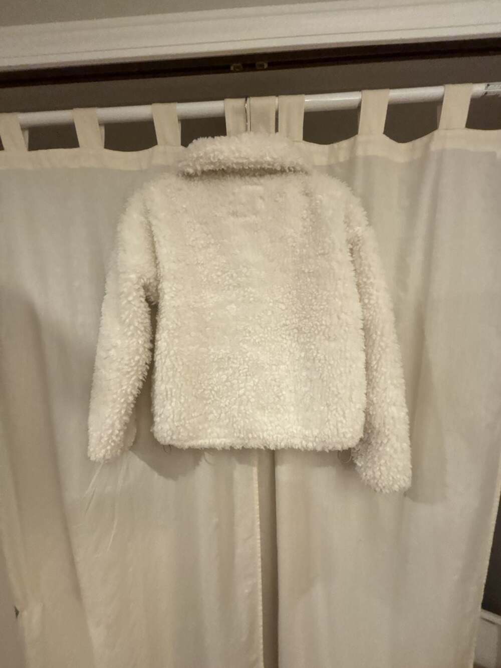 Abercrombie & Fitch Full-Zip Utility Sherpa Jacket In White and Sage Green - Picture 6 of 6